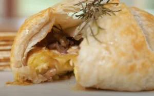 Baked Brie in Puff Pastry (6)